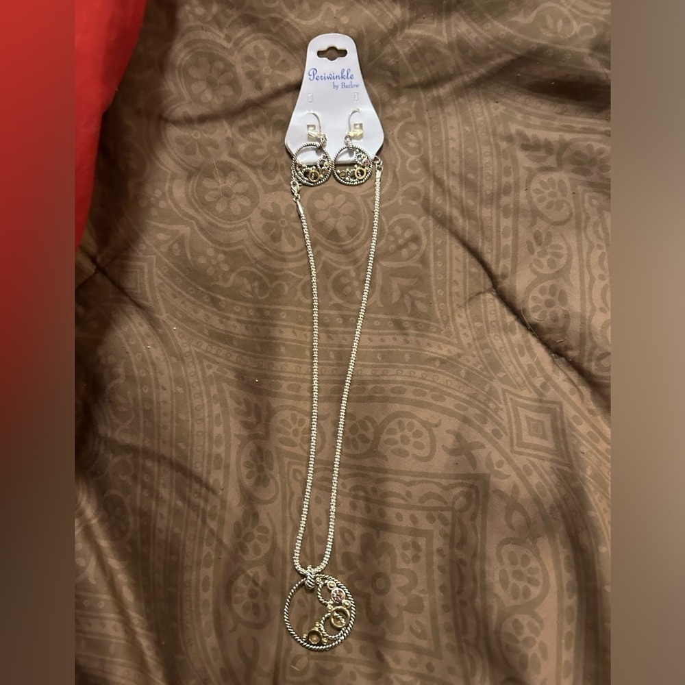 Periwinkle by barlow earrings and necklace set